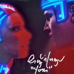 TRON Signed 8x10 / CINDY MORGAN (1951-2023) as Yori / OFFICIAL D23 Disney Photo